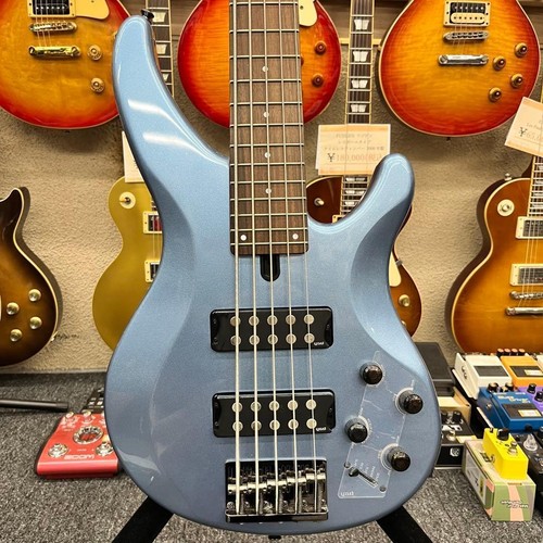 Yamaha trbx305 blue - blue, 5-string